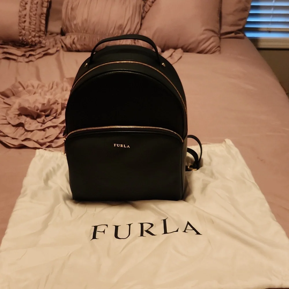 FURLA BACKPACK - Picture 1 of 6
